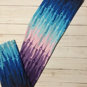 NWOT :: LuLaRoe Disney Castle Leggings 🦄🦄🦄